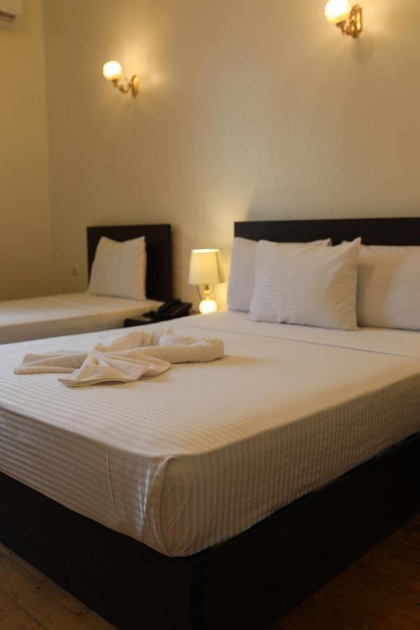 New Midtown Hostel Cairo Exterior photo